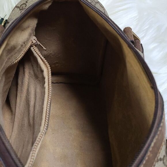 💯Authentic Gucci Handbag 🍀 - Picture 9 of 17